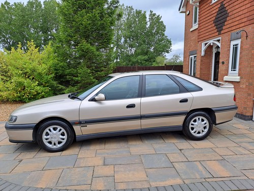 1998 Renault Safrane 2.5 RXE Executive Auto - Ultra rare - 42K Kaufen Bei