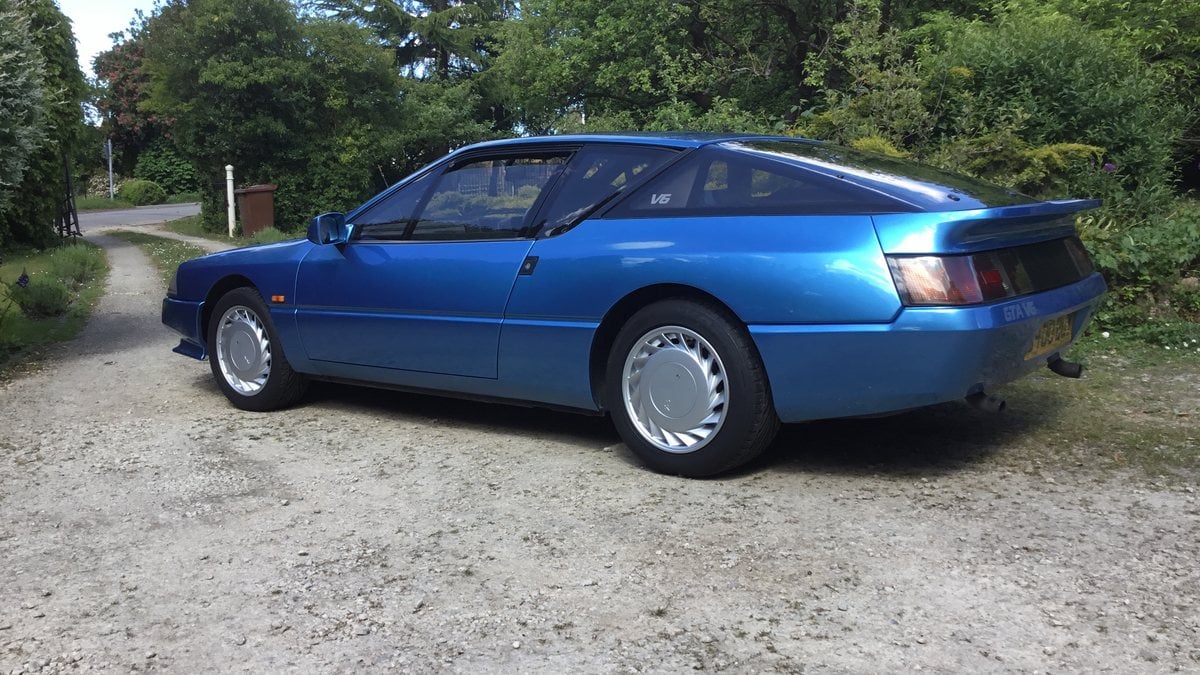 www.carandclassic.com