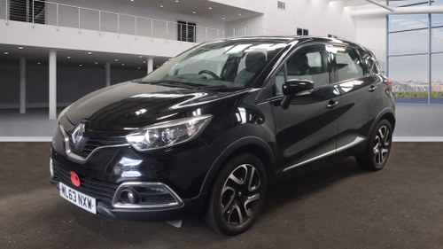 2013 63 PLATE BLACK RENO CAPTUR 5 DOOR MOTED CHEAP TAX AND INS In vendita