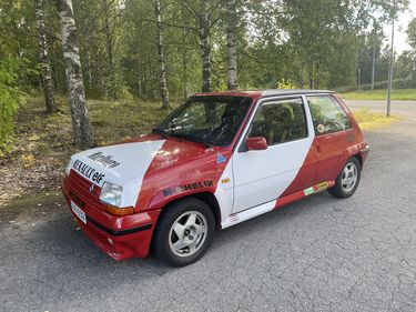 Picture of Renault 5 GT Turbo Group N race car
