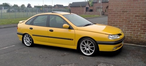 1998 Renault Laguna rt sport original A vendre
