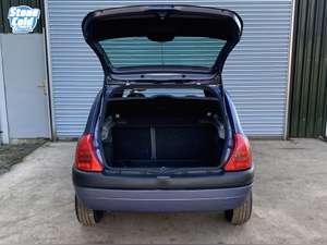 2000 Renault Clio 1.6 Etoile Auto 2 owners 16,730 miles! For Sale (picture 11 of 25)