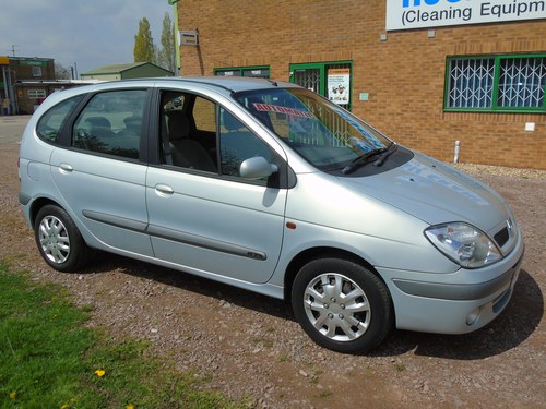 2003 Renault Megane Scenic Expression 1.6 16V Automatic. For Sale