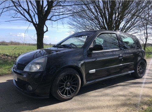 2005 Renault Clio RS182 Black / Gold - Low Miles / Low Owner car For Sale