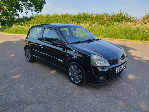 2005 Renault Clio Renaultsport 182 16V