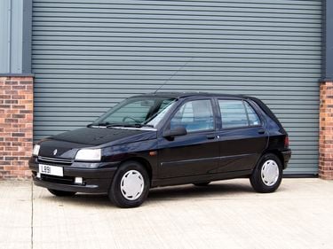 Picture of 1993 Renault Clio 1.4 RT - Auto Very low miles - For Sale