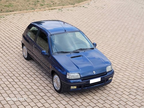 1991 Renault Clio 1.8 16V