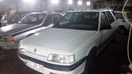1991 Renault 21 Nevada