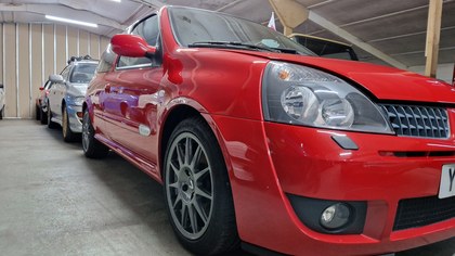 RenaultSport Clio 182 Trophy REDUCED