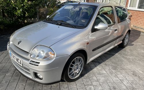2000 Renault Clio Sport 172 (picture 1 of 52)
