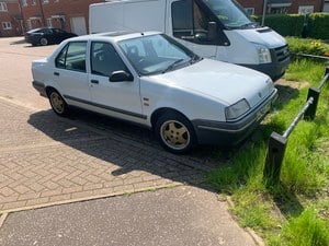 1990 Renault 19