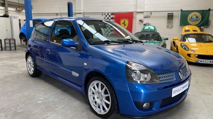 A 1 OWNER Renaultsport Clio 2.0 172 CUP  Restoration Project