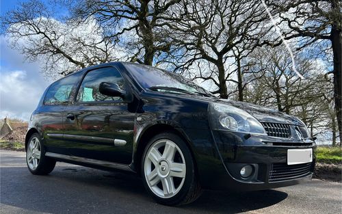 2003 Renault Clio RS (picture 1 of 26)