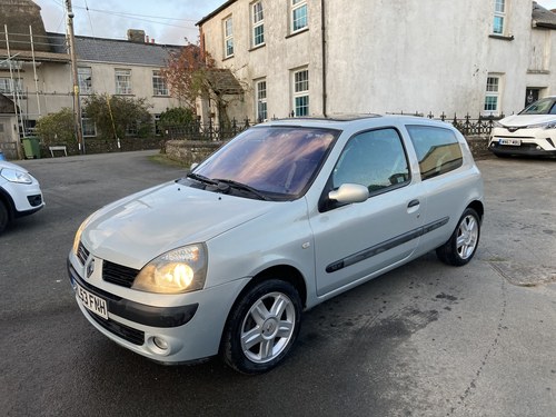 2004 Renault Clio