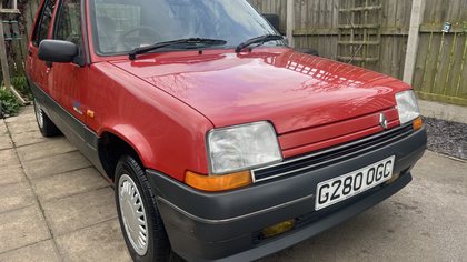1990 Renault 5