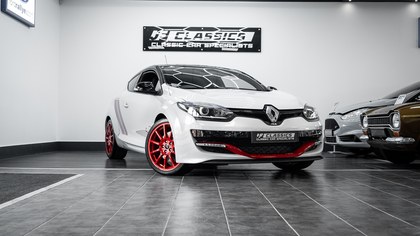 2015 Renault Megane RS 275 Trophy-R Pearlescent White