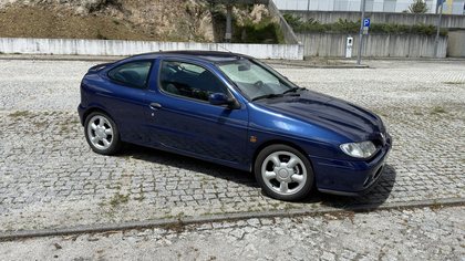 1996 Renault Megane Coupe