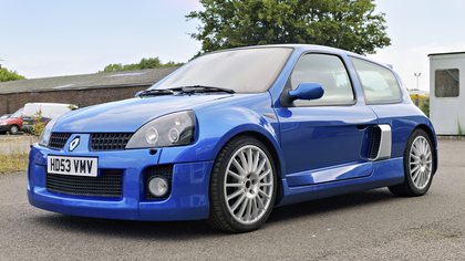 2004 Renault Clio V6 - FOR AUCTION 22ND JUNE