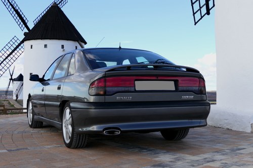 1994 Renault Safrane Biturbo Baccara