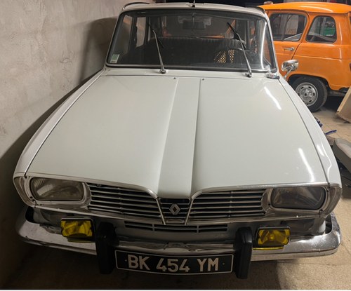 1972 Renault R16