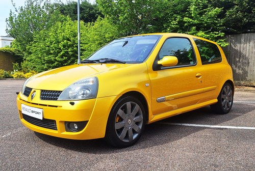 2004/54 Renault Clio 182 Renaultsport "RARE LIQUID YELLOW"
