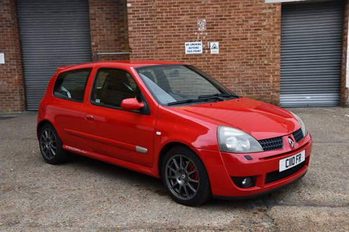 2005 Renault Clio 182