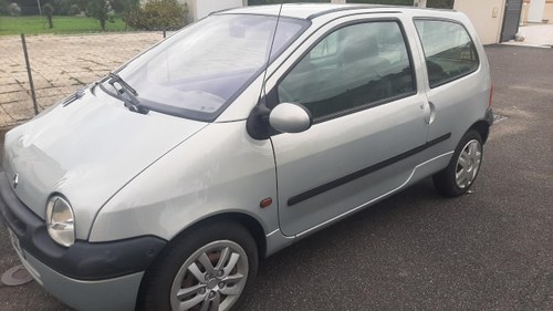 RENAULT Twingo 1.2 privilège - 2000 Kaufen Bei