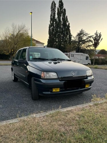 RENAULT Clio Baccara - 1991 Te koop
