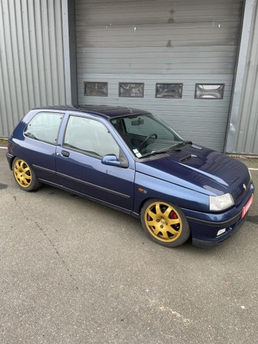 RENAULT Clio 16S - 1994 In vendita
