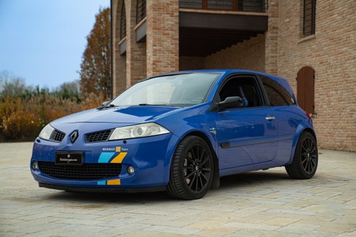 2008 RENAULT MEGANE RS F1 En Venta