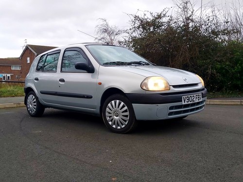 1999 Renault Clio