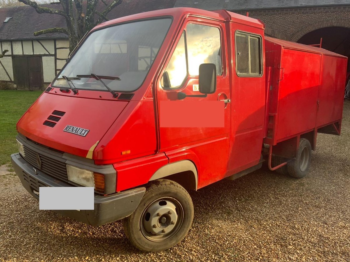 1984 Renault Master Rot Handschaltgetriebe, 5 Gänge in Saint-Mards-en ...