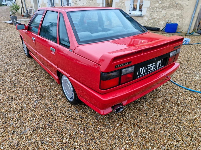 Renault Turbo 2 For Sale | Car and Classic