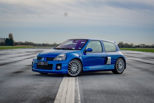 2004 Renault Clio V6 Sport A vendre
