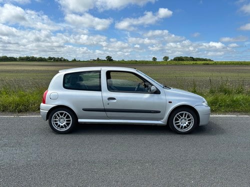 2001 Renault Clio RS 172 LHD