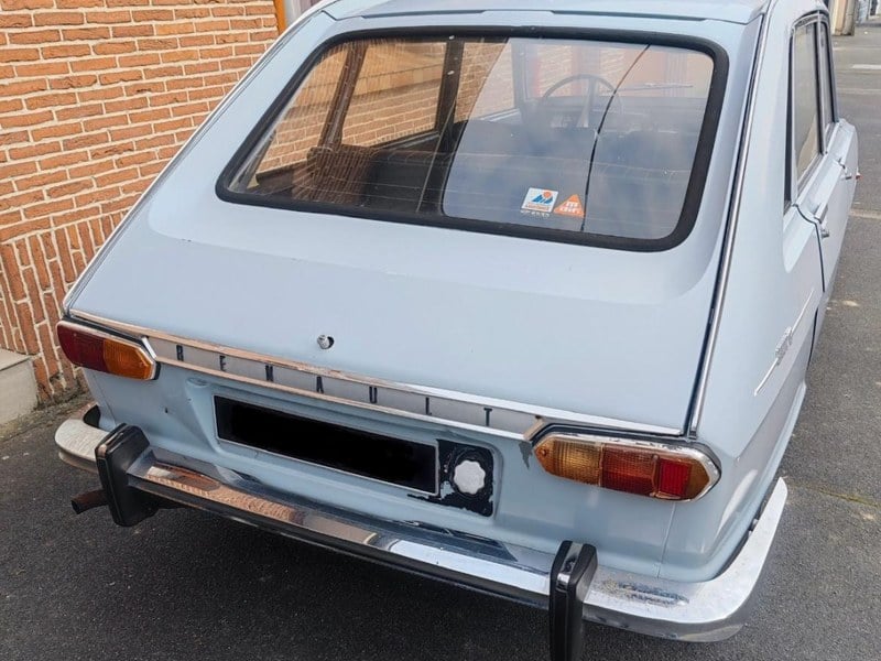 1974 Renault 16 Rot Handschaltgetriebe 4 Gänge Linkslenker in Coimbra 1974 Renault 16 Rot Handschaltgetriebe 4 Gänge Linkslenker in Coimbra
