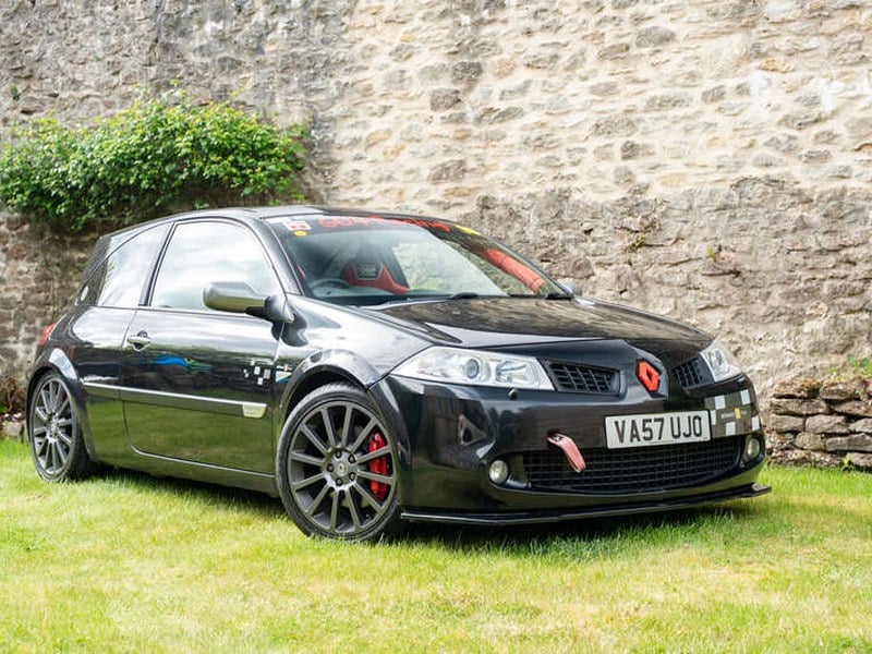 Rapid Classics: Eine Suche. Alle Oldtimer. 11 » Rapid Classics: Eine Suche. Alle Oldtimer. 2007 Renault Mégane R.S 230 Renault F1 Team R26