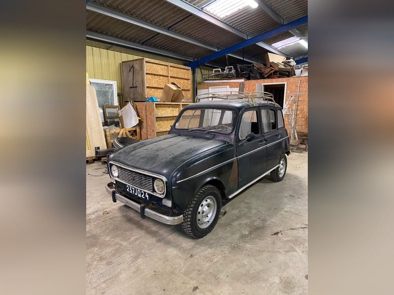Rapid Classics: Eine Suche. Alle Oldtimer. 12 » Rapid Classics: Eine Suche. Alle Oldtimer. 1967 Renault 4L