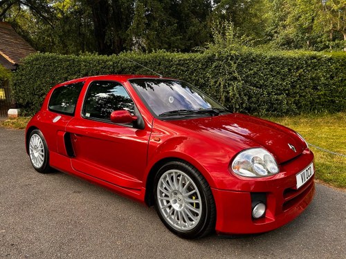 2003 Renault Clio V6 Phase 1 (2003)