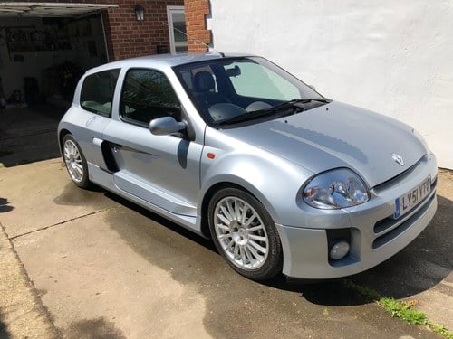 2002 Renault Clio V6 Phase 1 (2001-03)