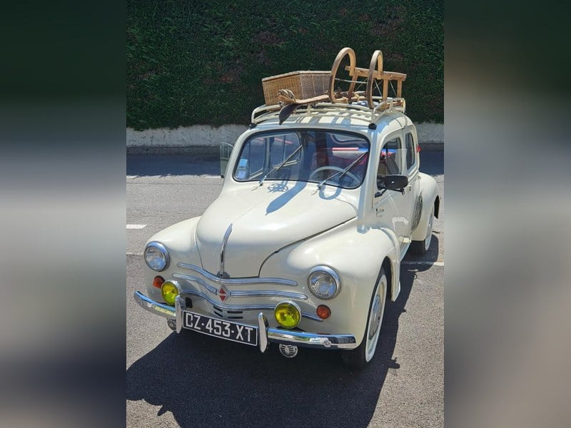 Car-horse Renault 4l r4 prise au piège tapette a souris style Dinky Cij JRD Car-horse Renault 4l r4 prise au piège tapette a souris style Dinky Cij JRD
