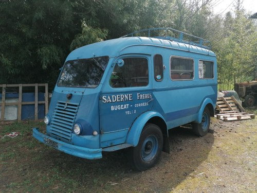 1952 Renault Goelette A vendre