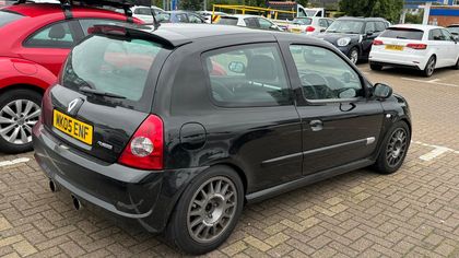 Renault Clio 182