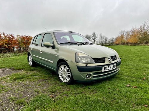 2002 Renault Clio