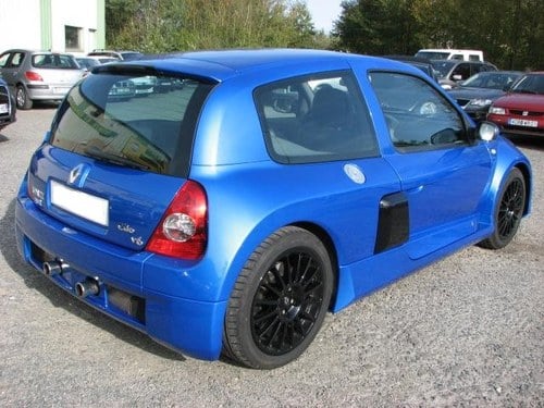 2002 Renault Clio V6 Phase 1 (2001-03)