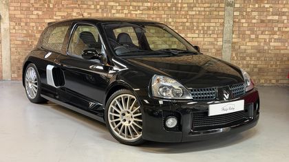 Renault Clio V6 Phase 2 (2003-05)