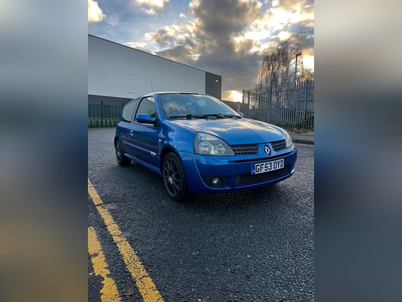2003 Renault Clio 172