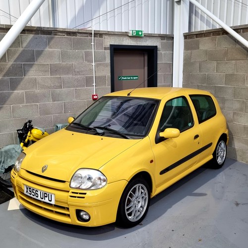 2001 Renault Clio 172
