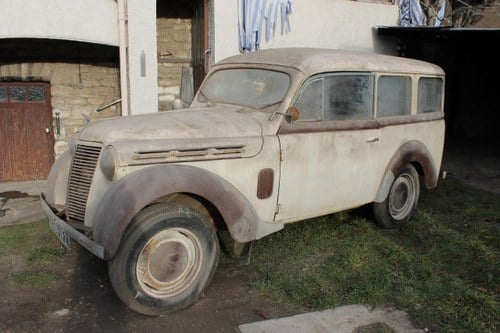 1955 Renault Juvaquatre À venda