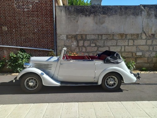 1935 Renault Primaquatre À venda